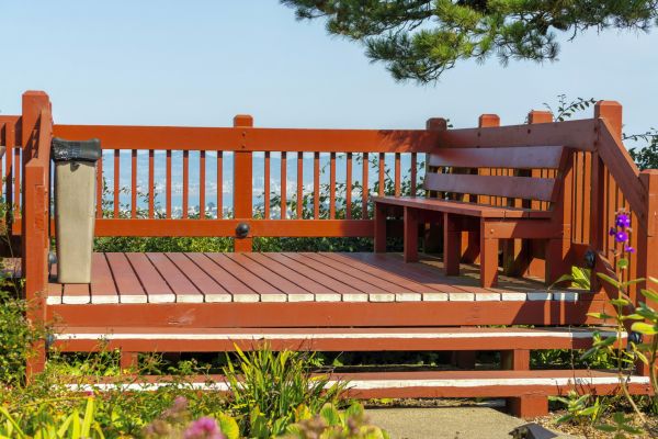 Cost of Redwood Deck Construction in Bellevue